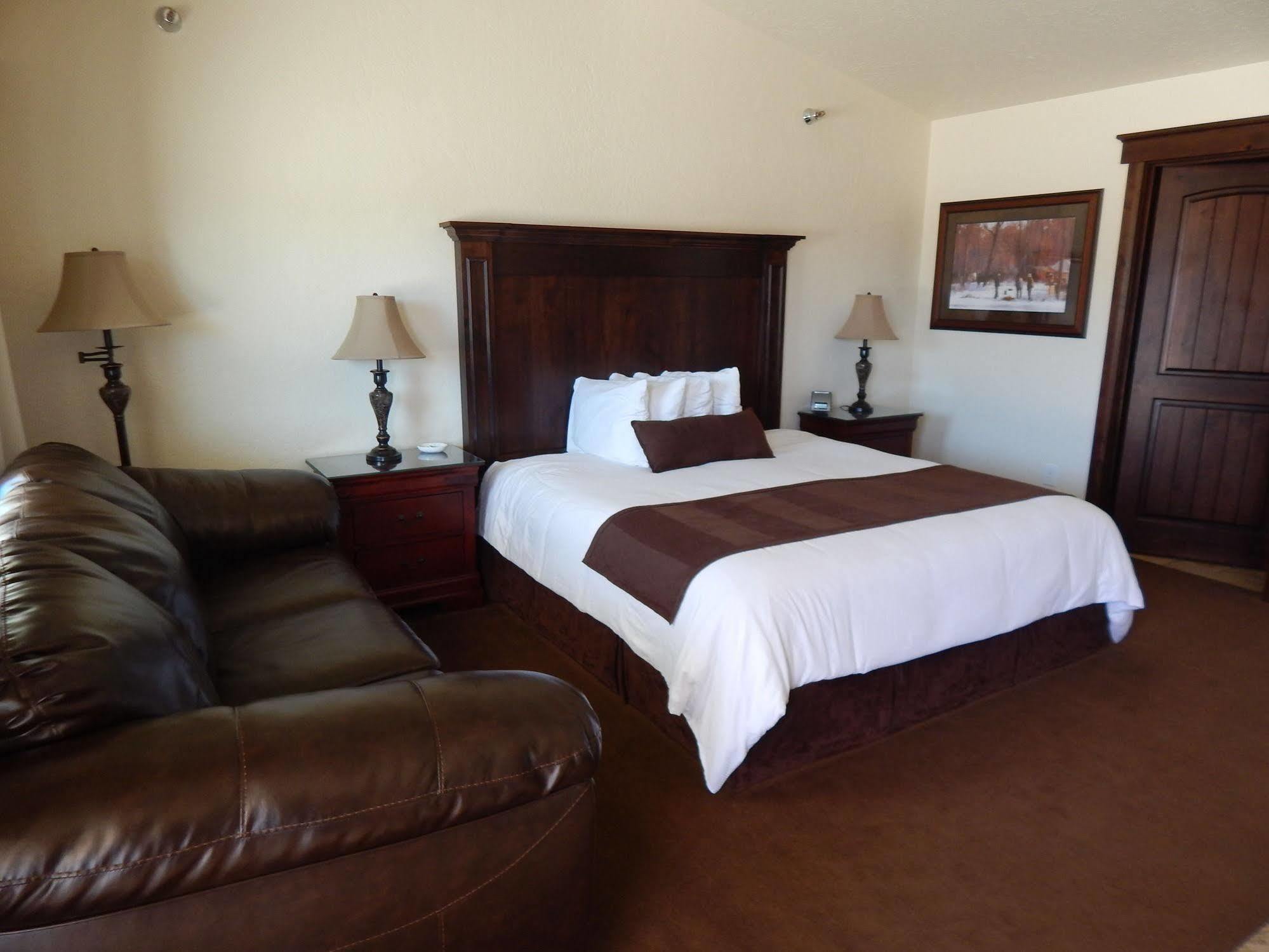 Winterton Suites Williston Exteriér fotografie